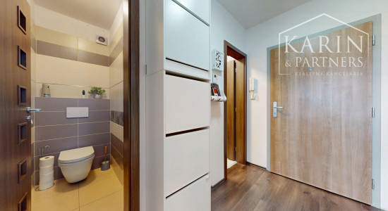 REZERVOVANÉ - Veľmi pekný 2 izbový byt v Novej Dedinke na predaj