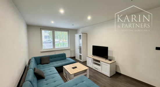 2i ZARIADENÝ BYT NA PREDAJ, HOLÍČ, PRI KAŠTIELI