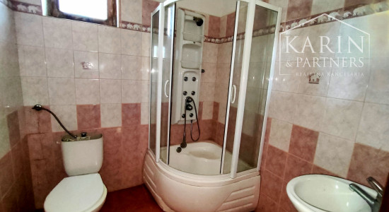 Exkluzívne: Rodinný dom Vinodol, 4-izbový, / Nitra 15km /