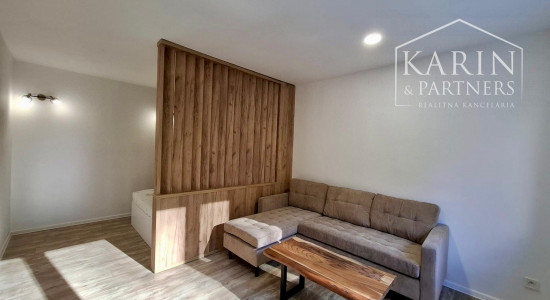 NA PRENÁJOM KOMPLETNE ZARIADENÝ DIZAJNOVO ZREKONŠTRUOVANÝ 1I BYT