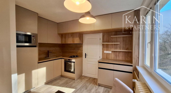 NA PRENÁJOM KOMPLETNE ZARIADENÝ DIZAJNOVO ZREKONŠTRUOVANÝ 1I BYT