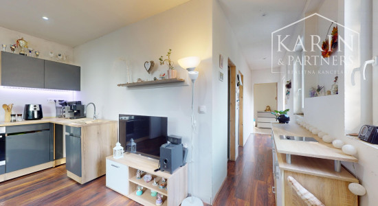 KOMPLETNE ZARIADENÝ 3I DREVODOM V CHATOVEJ OSADE