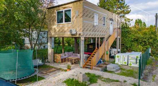 KOMPLETNE ZARIADENÝ 3I DREVODOM V CHATOVEJ OSADE