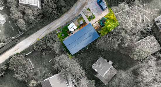 KOMPLETNE ZARIADENÝ 3I DREVODOM V CHATOVEJ OSADE