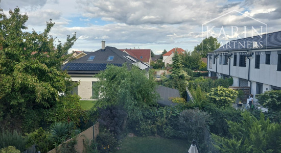 Vajnory - 3 izbový byt s loggiou, pivnicou  a parkovaním