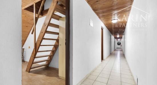 NA PREDAJ – REŠTAURÁCIA S UBYTOVANÍM V HOLÍČI