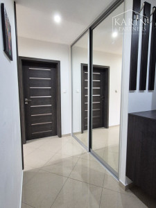 **REZERVOVANÝ**  2-izbový byt s balkónom A. Kubinu v Trnave