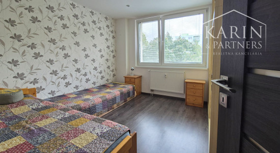 **REZERVOVANÝ**  2-izbový byt s balkónom A. Kubinu v Trnave