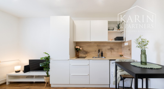 REZERVOVANÝ - Garsónka, ktorá vás zaujme: štýlový štartovací byt na Chrenovej – Nitra