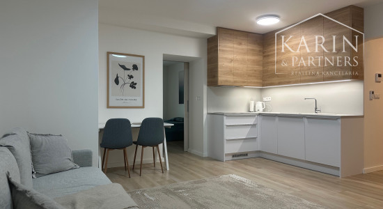 Prenájom 2 izbový byt s predzáhradkou