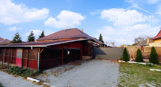 EXKLUZÍVNE NA PREDAJ: Developerský pozemok v centre obce Palárikovo