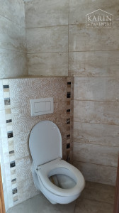 NA PREDAJ-Prevádzková budova+3i byt v centre obce Palárikovo