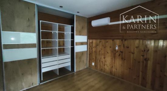 NA PREDAJ-Prevádzková budova+3i byt v centre obce Palárikovo