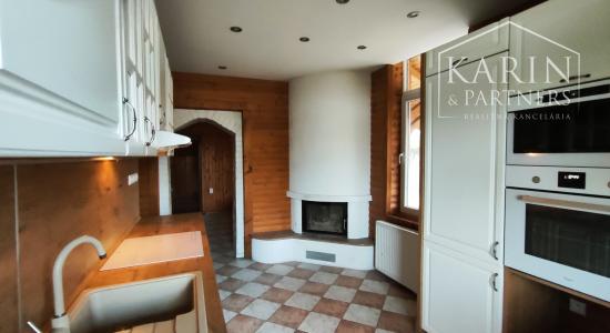 NA PREDAJ-Prevádzková budova+3i byt v centre obce Palárikovo