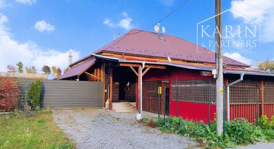 NA PREDAJ-Prevádzková budova+3i byt v centre obce Palárikovo