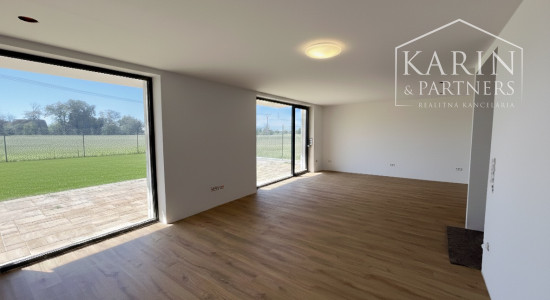 Moderný 4-izbový, pasívny rodinný dom v oáze pohody –  Lipová alej