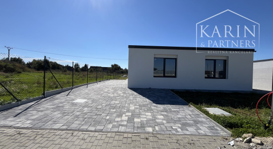 Moderný 4-izbový, pasívny rodinný dom v oáze pohody –  Lipová alej