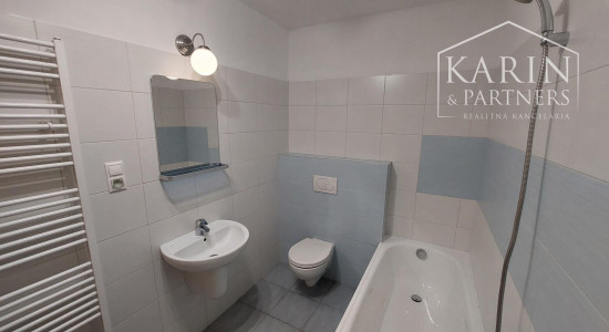 REZERVOVANÉ - 3 izbový mezanínový byt v Senci