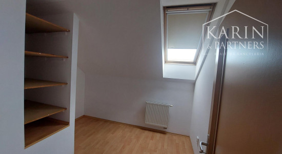 REZERVOVANÉ - 3 izbový mezanínový byt v Senci