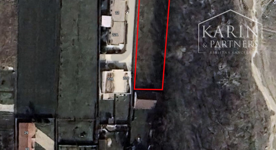 Stavebný pozemok 1 072 m2  -  Hrubá Borša okr. Senec