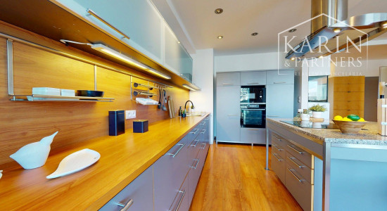 KOMPLETNE ŠTÝLOVO ZARIADENÝ 3I BYT S LODŽIOU A BALKÓNOM