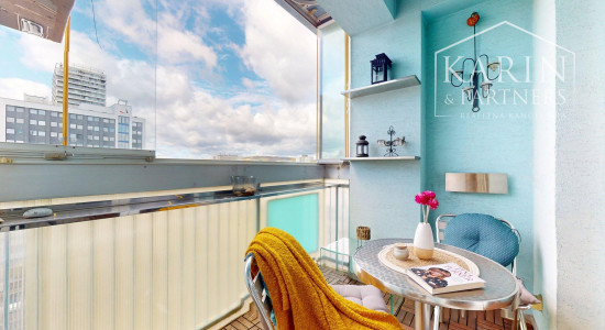 KOMPLETNE ŠTÝLOVO ZARIADENÝ 3I BYT S LODŽIOU A BALKÓNOM