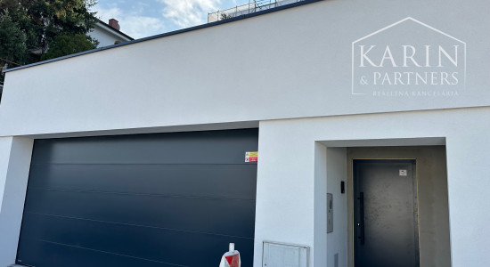 Vila pri Horskom parku na predaj.