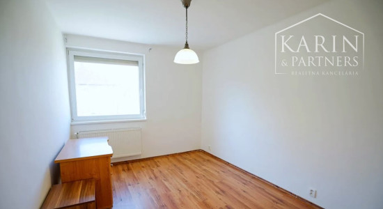 Predaj - 5 izbový, dvojgeneračný rodinný dom - Rajka Maďarsko