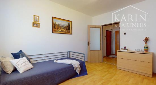 KOMPLETNE ZARIADENÝ 3I BYT S 2 LODŽIAMI A PIVNICOU