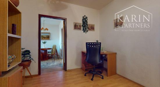 KOMPLETNE ZARIADENÝ 3I BYT S 2 LODŽIAMI A PIVNICOU