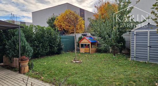 4 izbový RD 100m2 so záhradou 144m2, solárne panely, 2x parking, pokojná časť Rovinky