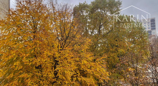 Prenájom Príjemný 3-izbový byt s balkónom a home office priestorom-Nitra Chrenová