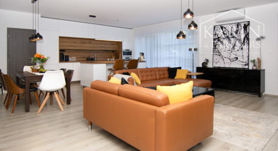 Nadštandardný 4 izbový rodinný dom s veľkou záhradou a komfortným vybavením, Šamorín