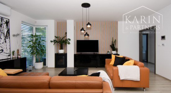 Nadštandardný 4 izbový rodinný dom s veľkou záhradou a komfortným vybavením, Šamorín