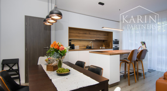 Nadštandardný 4 izbový rodinný dom s veľkou záhradou a komfortným vybavením, Šamorín