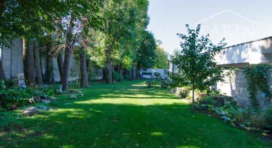 Nadštandardný 4 izbový rodinný dom s veľkou záhradou a komfortným vybavením, Šamorín