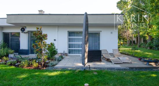 Nadštandardný 4 izbový rodinný dom s veľkou záhradou a komfortným vybavením, Šamorín