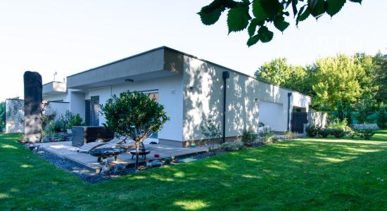 Nadštandardný 4 izbový rodinný dom s veľkou záhradou a komfortným vybavením, Šamorín