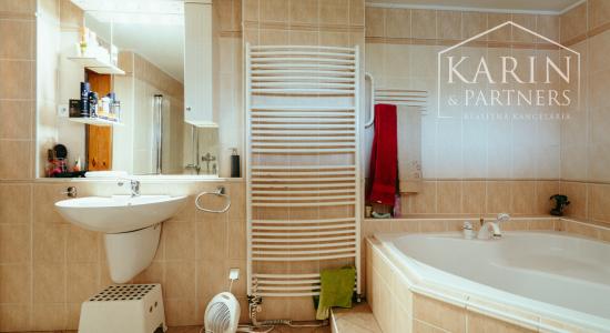 5i rodinný dom po rekonštrukcii v obci Brodské