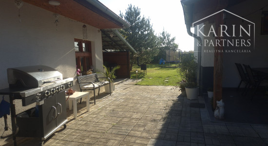 KOMPLETNE ZARIADENÝ 4I RODINNÝ DOM PO REKONŠTRUKCII