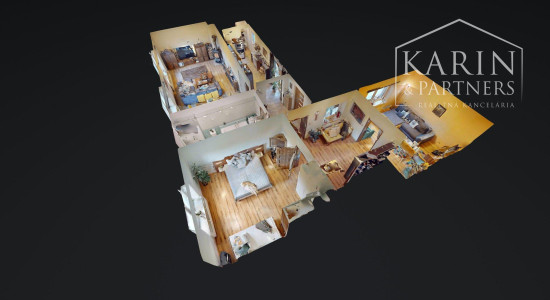 ZREKONŠTRUOVANÝ A ZARIADENÝ RODINNÝ DOM V KRÁĽOVEJ