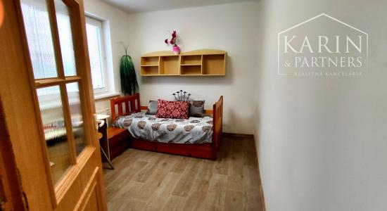 EXKLUZÍVNE na PREDAJ: Rodinný dom 4izbový s garážou, Palárikovo