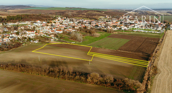 Pozemky - orná pôda s možnosťou výstavby RD v budúcnosti