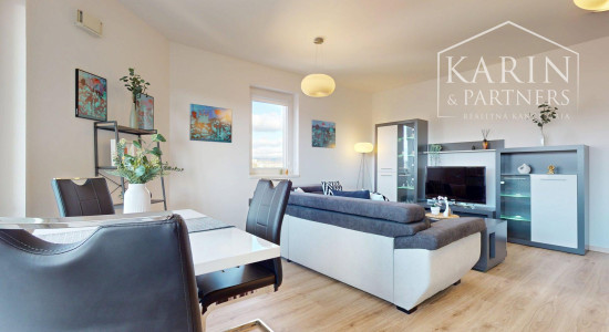 KOMPLETNE VKUSNE A KVALITNE ZARIADENÝ 2I BYT S LODŽIOU A GARÁŽOVÝM STOJISKOM