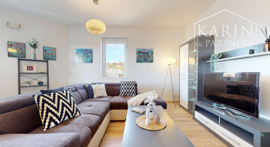 KOMPLETNE VKUSNE A KVALITNE ZARIADENÝ 2I BYT S LODŽIOU A GARÁŽOVÝM STOJISKOM