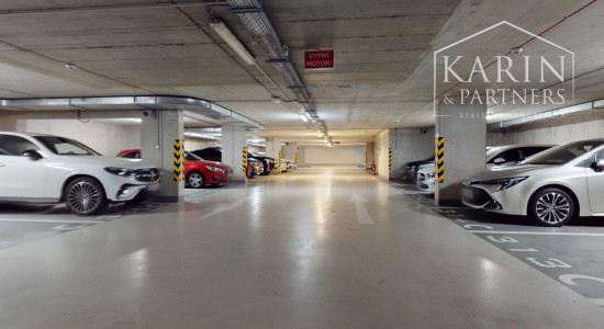 KOMPLETNE VKUSNE A KVALITNE ZARIADENÝ 2I BYT S LODŽIOU A GARÁŽOVÝM STOJISKOM