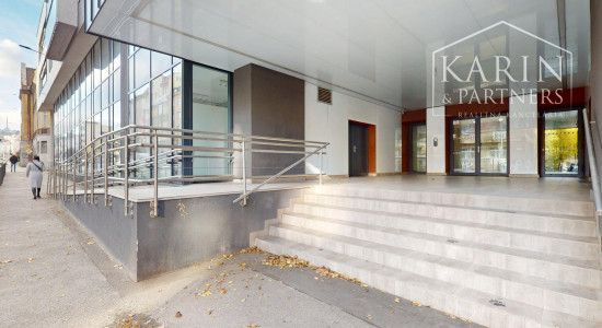 KOMPLETNE VKUSNE A KVALITNE ZARIADENÝ 2I BYT S LODŽIOU A GARÁŽOVÝM STOJISKOM