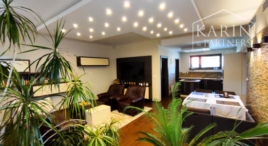 NA PREDAJ: Rodinný dom 5i, dvojgaráž, novostavba, Nové Zámky