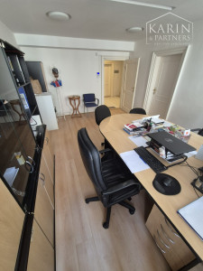 Prenájom-Administratívne priestory  25 m2 a 50 m2 - Na vŕšku -  Bratislava Staré mesto