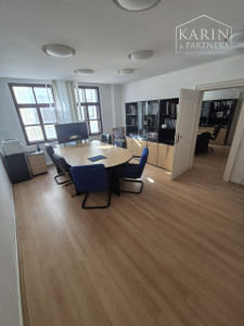 Prenájom-Administratívne priestory  25 m2 a 50 m2 - Na vŕšku -  Bratislava Staré mesto